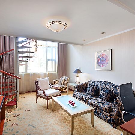 Holiday Inn Zhengzhou Zhongzhou By Ihg Exterior foto