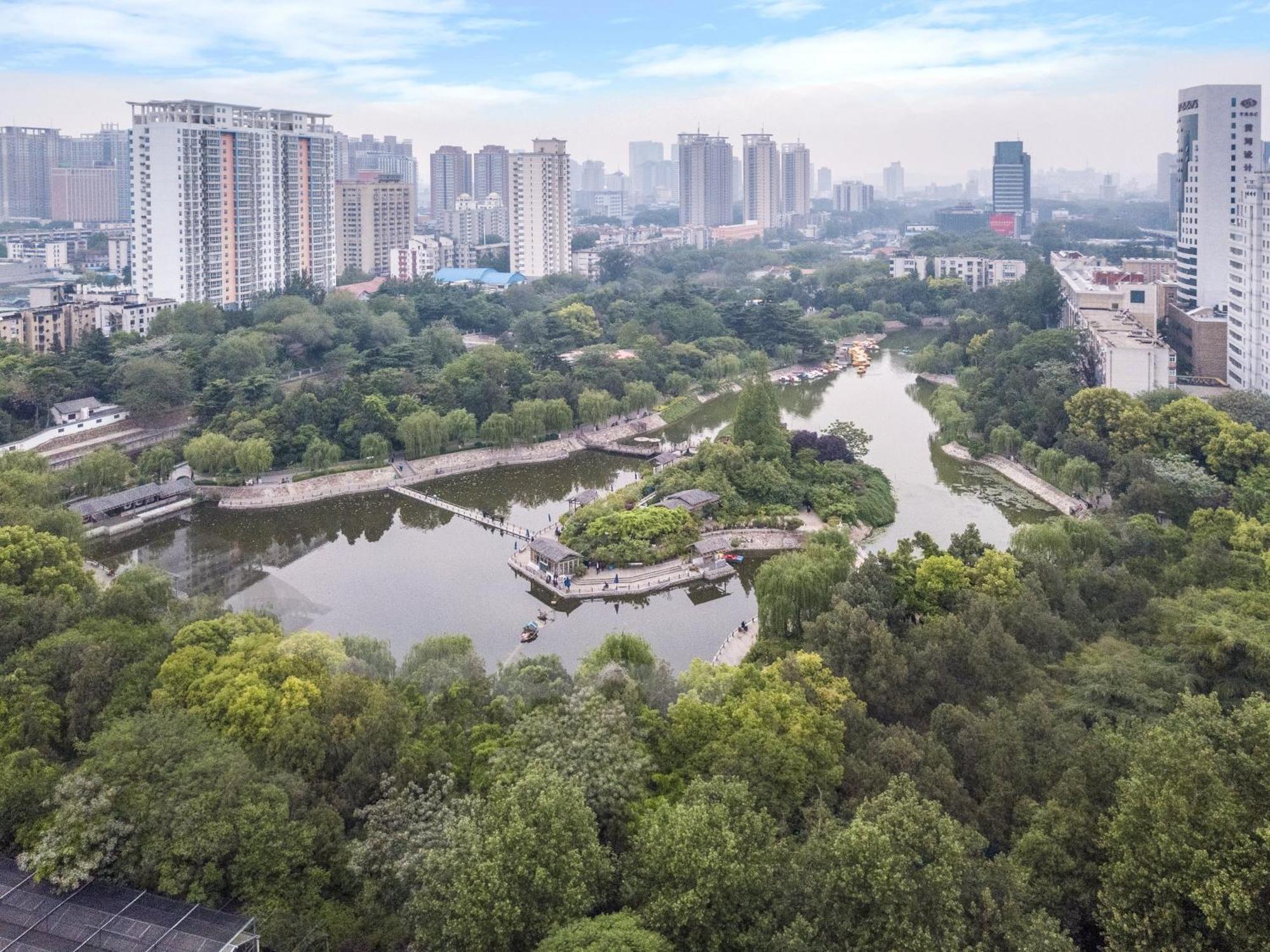 Holiday Inn Zhengzhou Zhongzhou By Ihg Exterior foto